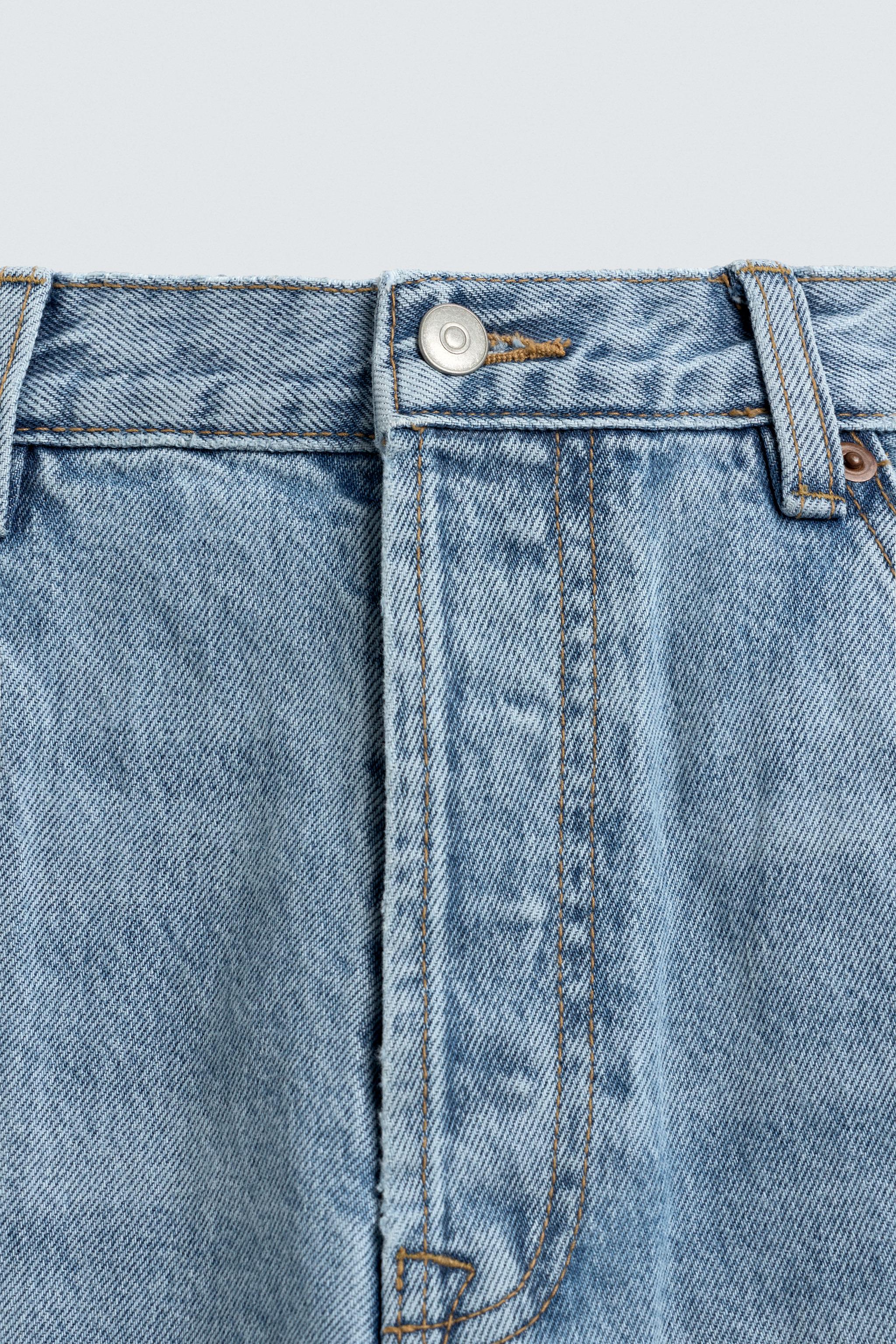 STRAIGHT FIT JEANS
